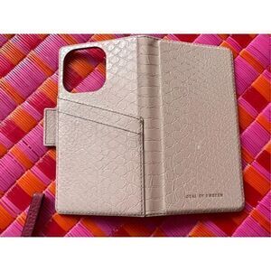 Ideal of Sweden phone case card holder